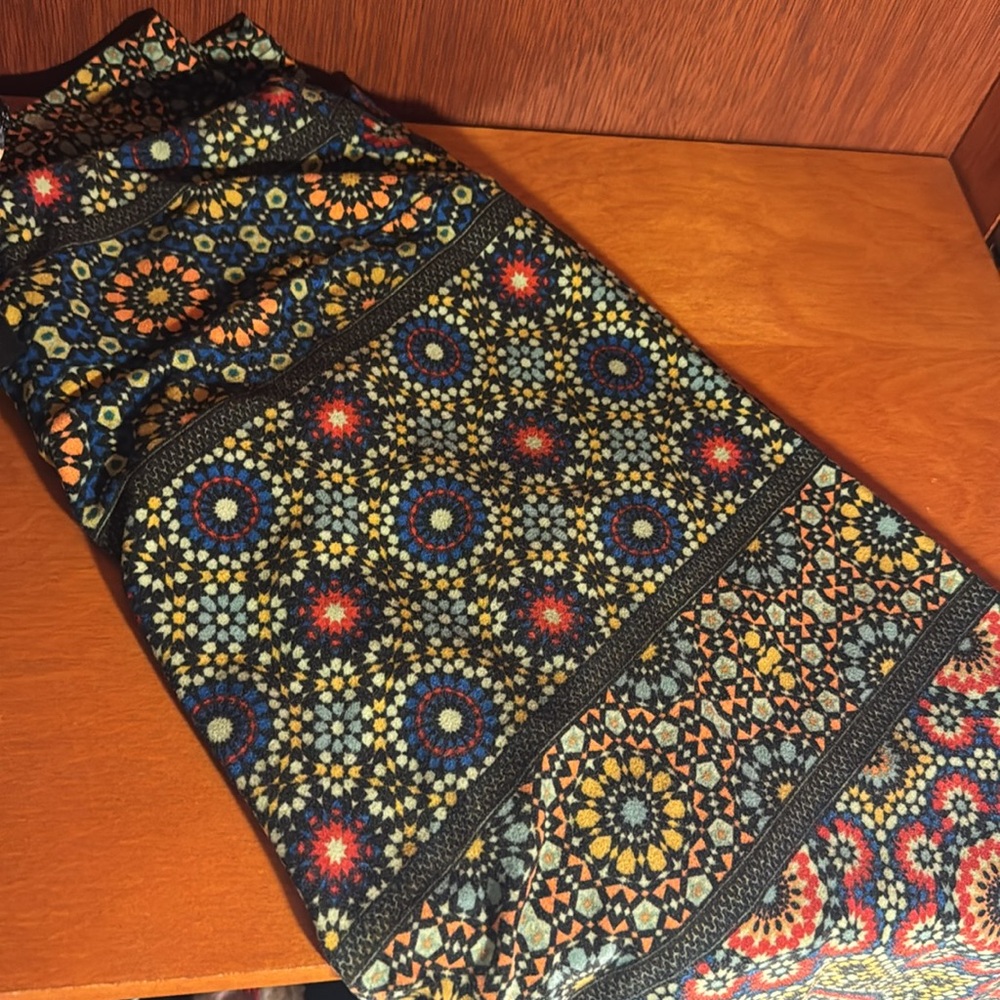 LULAROE ONE SIZE 2/$14 Leggings Mandala Dot Green Yellow Orange print medium
